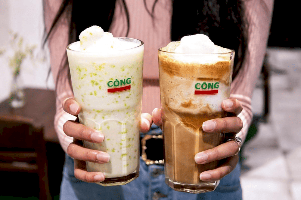 Cong's drinks are all traditional Vietnamese drinks, transformed and decorated more beautifully (Source: Cong Coffee)